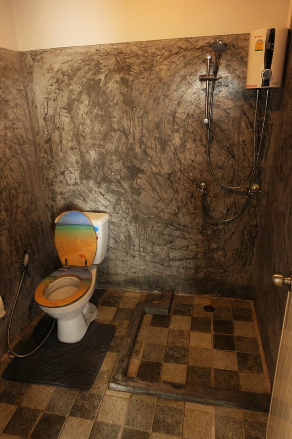Nanrada Hometel Krabi town Extérieur photo