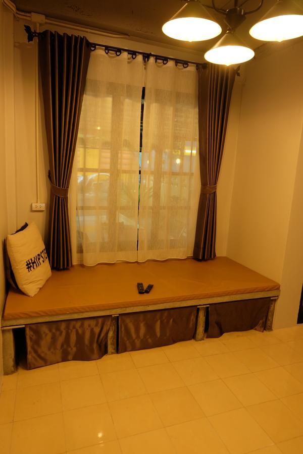 Nanrada Hometel Krabi town Extérieur photo
