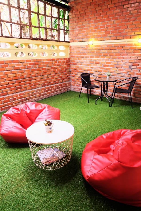 Nanrada Hometel Krabi town Extérieur photo